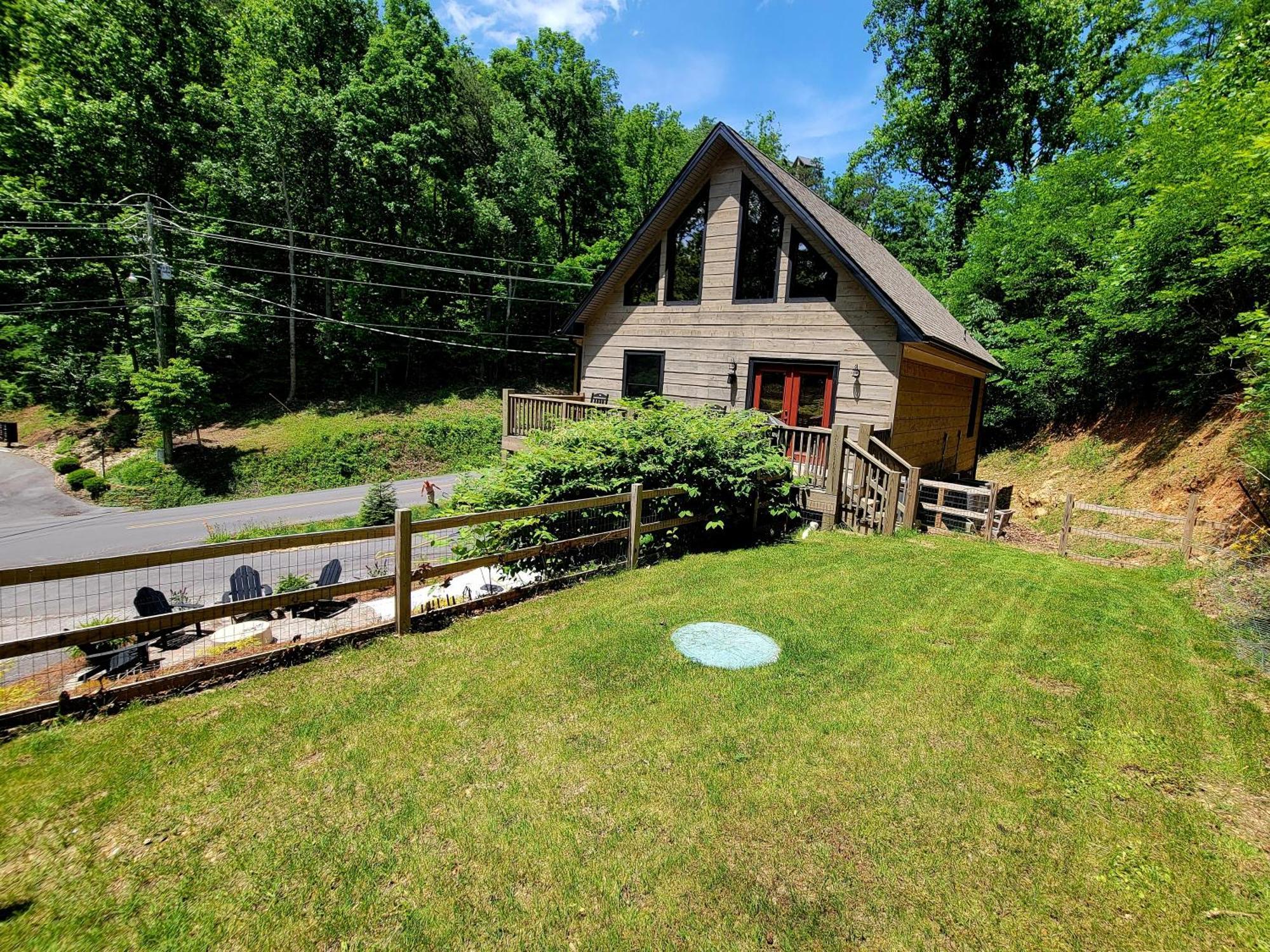 Lil Cabin In The Cove! Mtn Views, Theater, Hot Tub, Games, King Beds, Prime Location! Sevierville Exterior foto