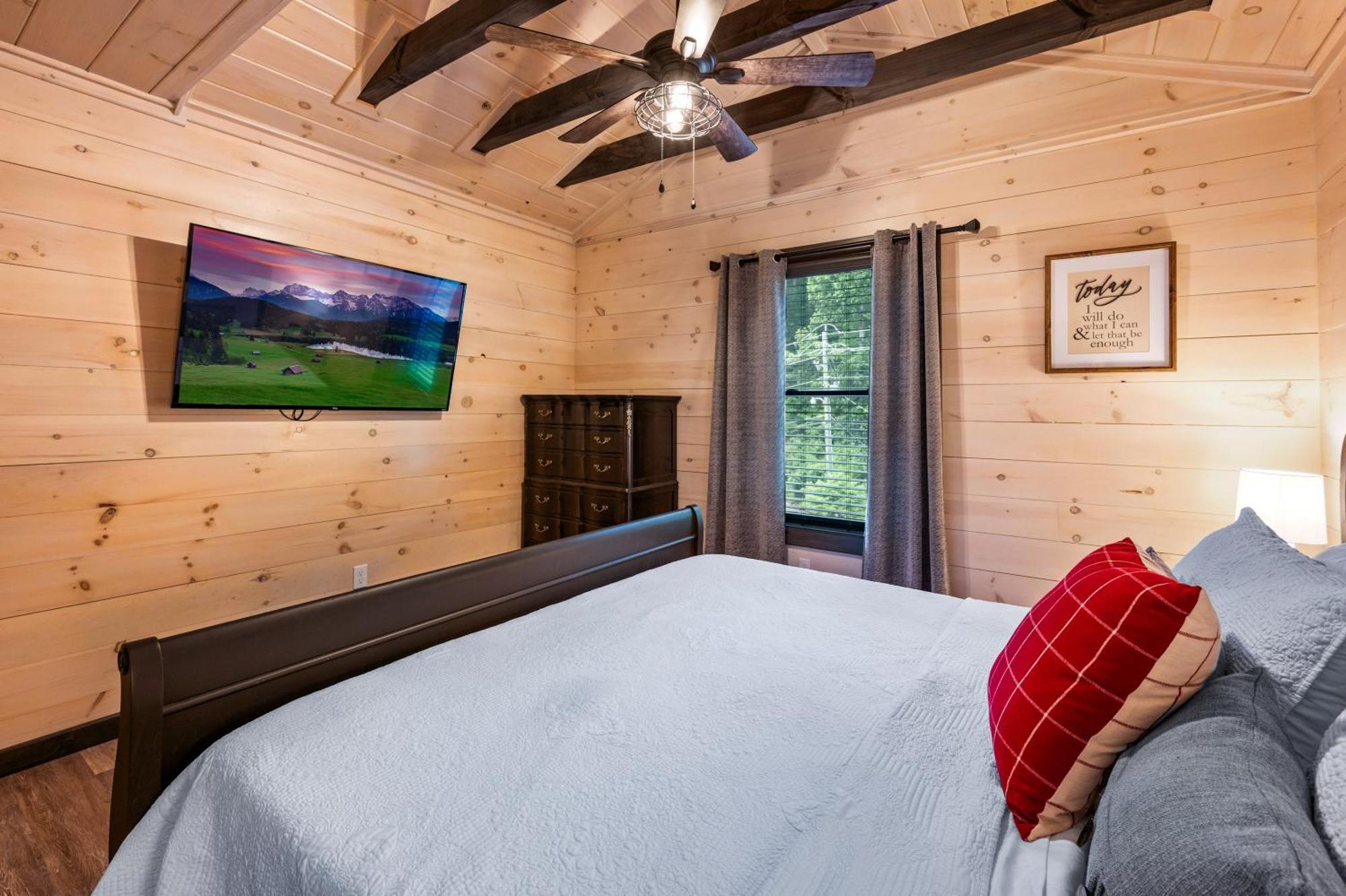 Lil Cabin In The Cove! Mtn Views, Theater, Hot Tub, Games, King Beds, Prime Location! Sevierville Exterior foto